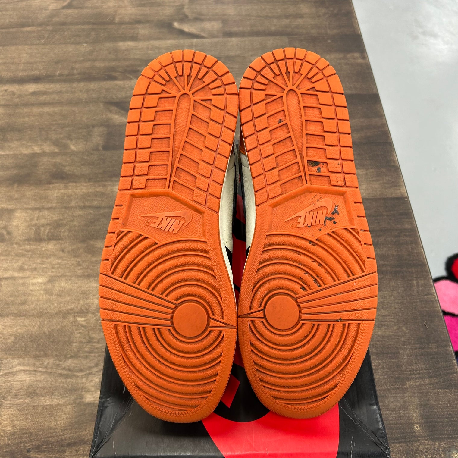 Shattered Backboard Jordan 1 High Retro (USED)