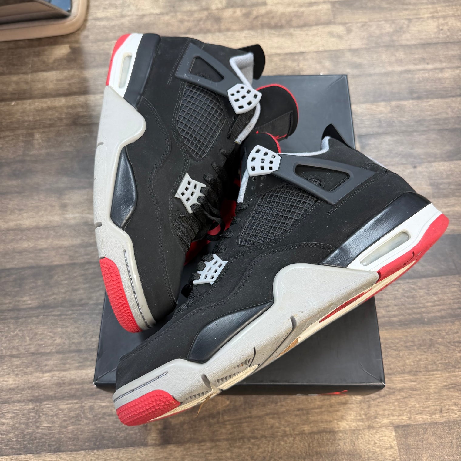 Bred Jordan 4 Retro 2019 (USED)