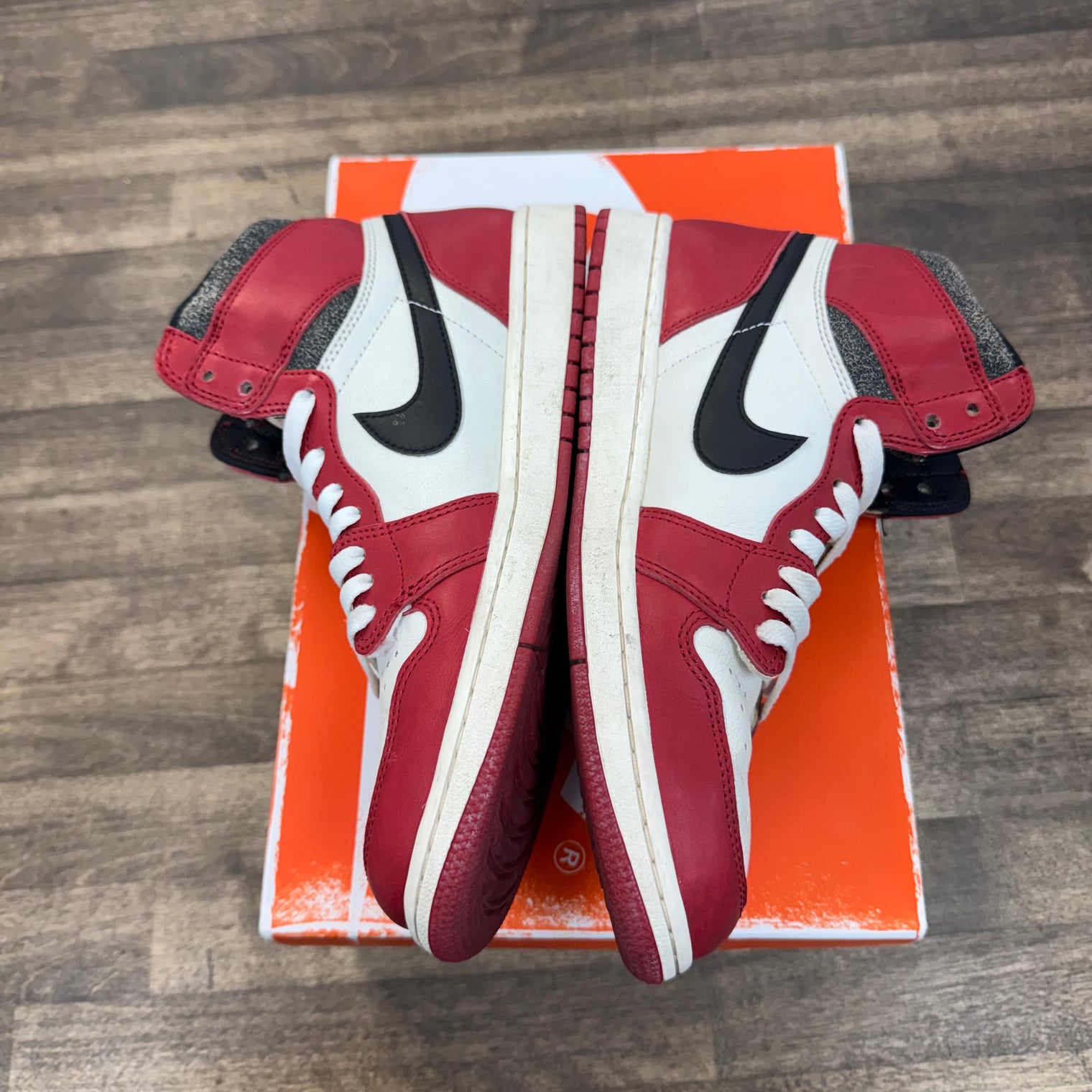 Lost And Found Jordan 1 Retro High OG (USED)