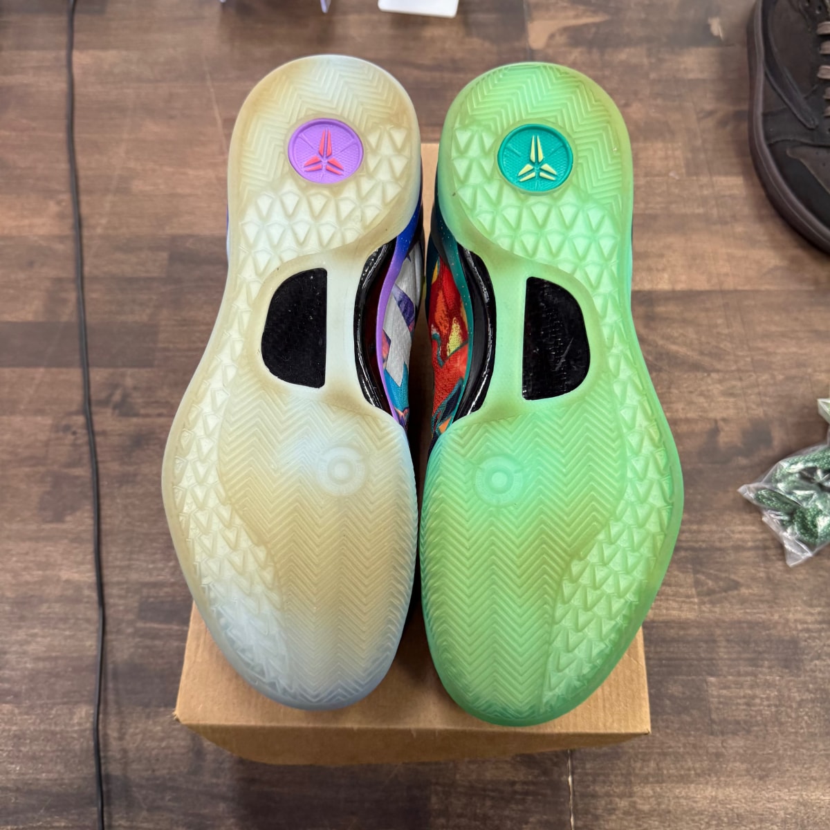 Nike Kobe 8 Protro What The (2025) Size 10.5 (Pre-Owned) - Image 5