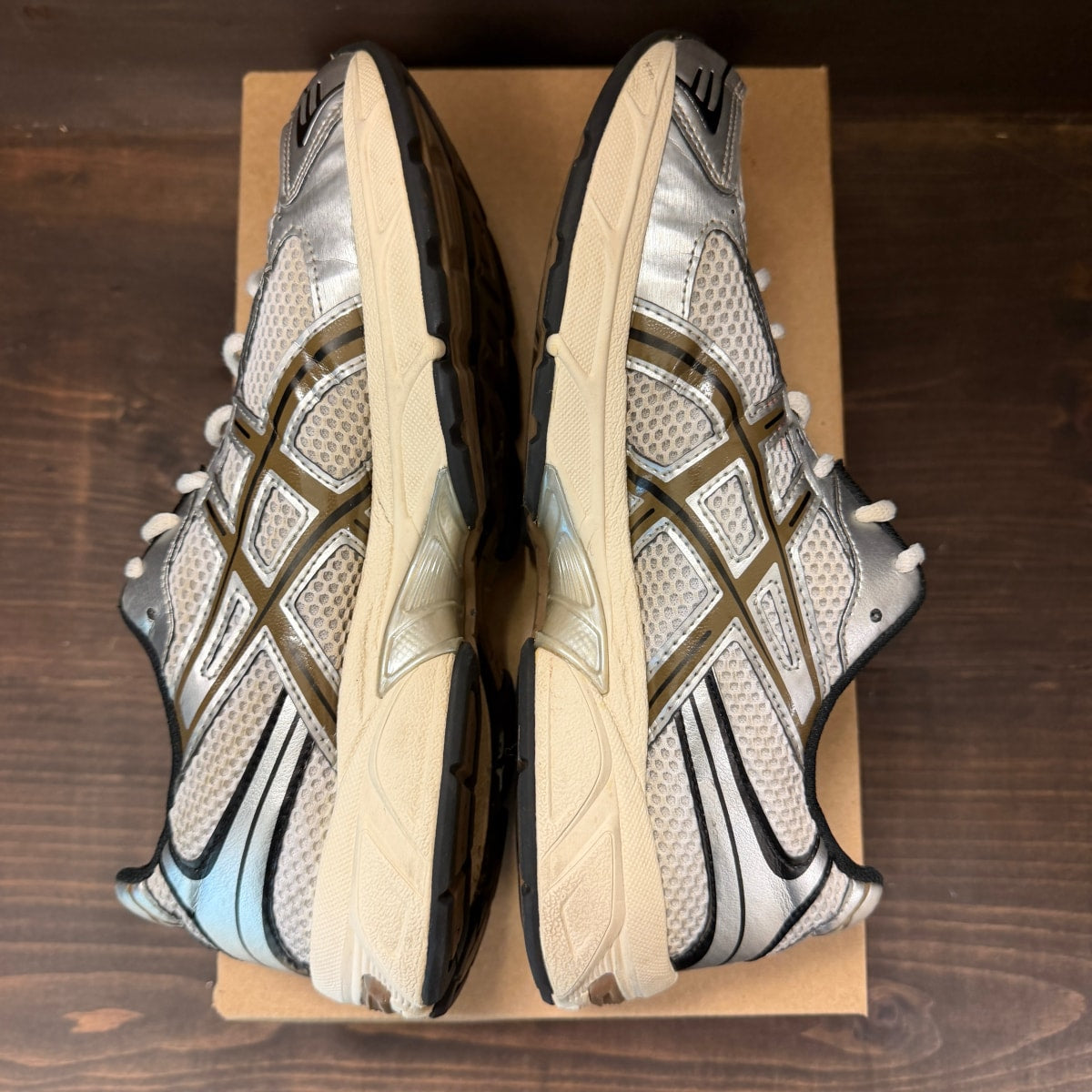 ASICS Gel-1130 White Clay Canyon Size 9.5 (Pre-Owned) - Image 6