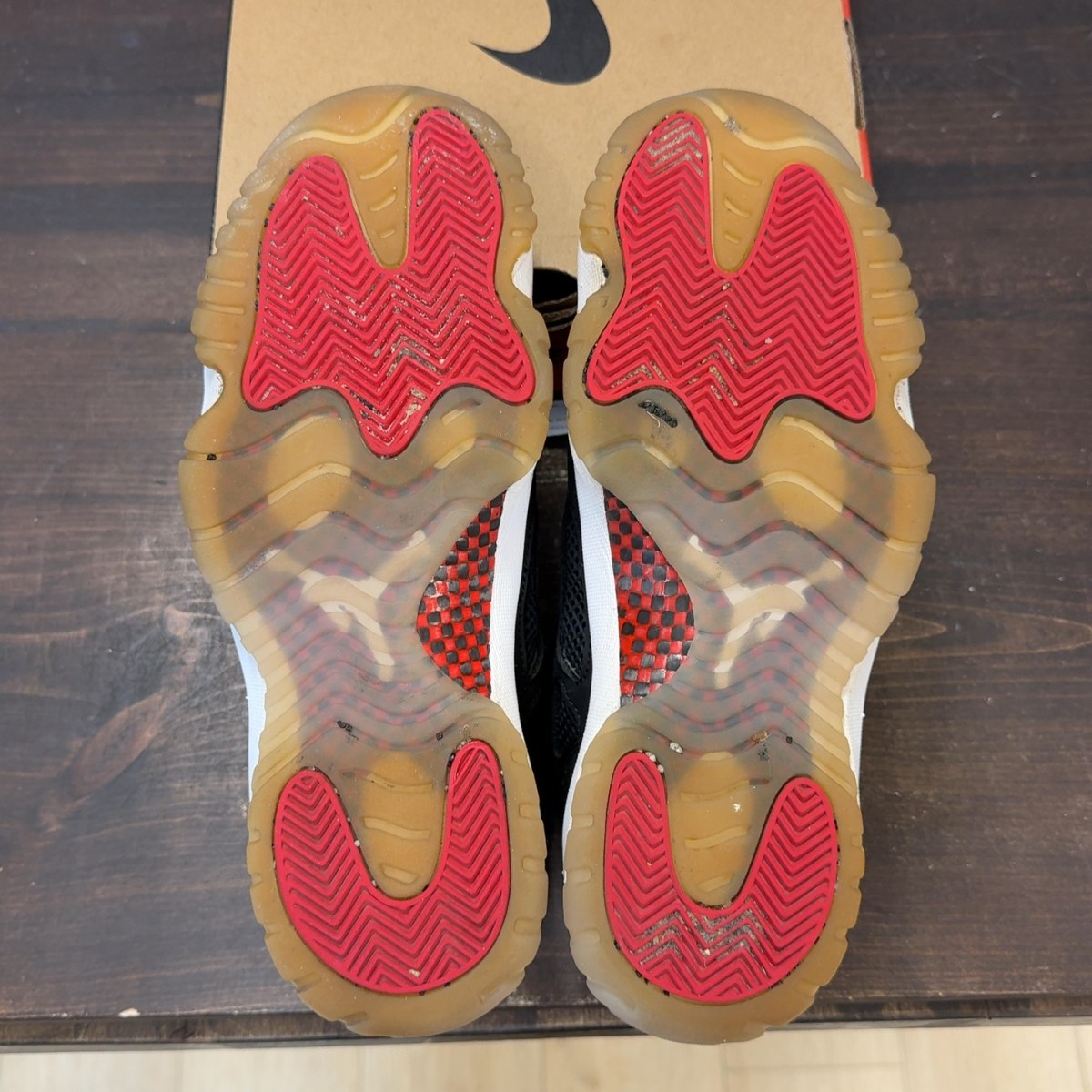 Jordan 11 Retro Low IE Bred (2021) - Image 8