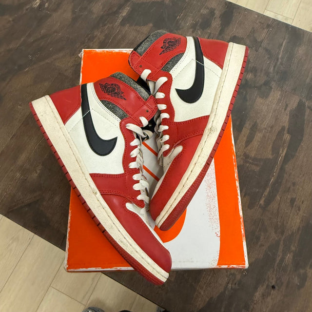 Jordan 1 Retro High OG Chicago Lost and Found - Image 1