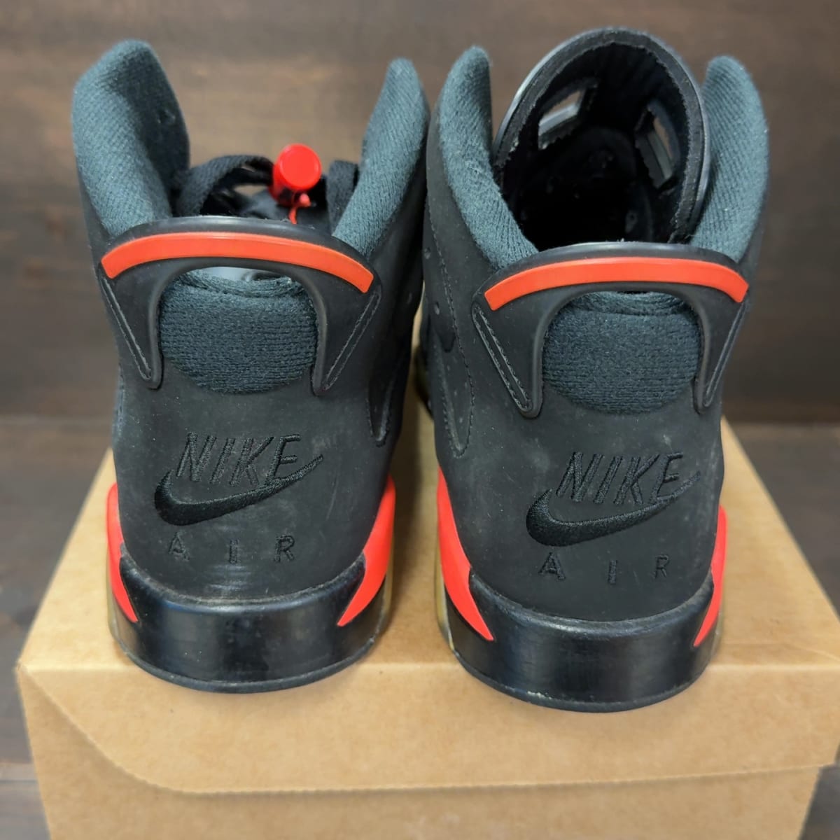 Jordan 4 Retro Infrared (GS) Size 6.5Y (Pre-Owned) - aux