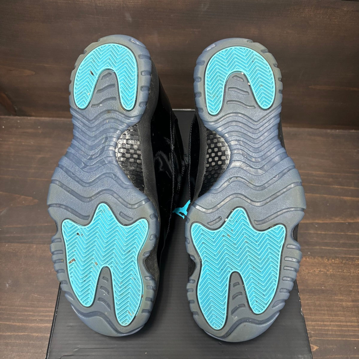 Jordan 11 Retro Gamma Blue (2025) Size 11.5 (Pre-Owned)