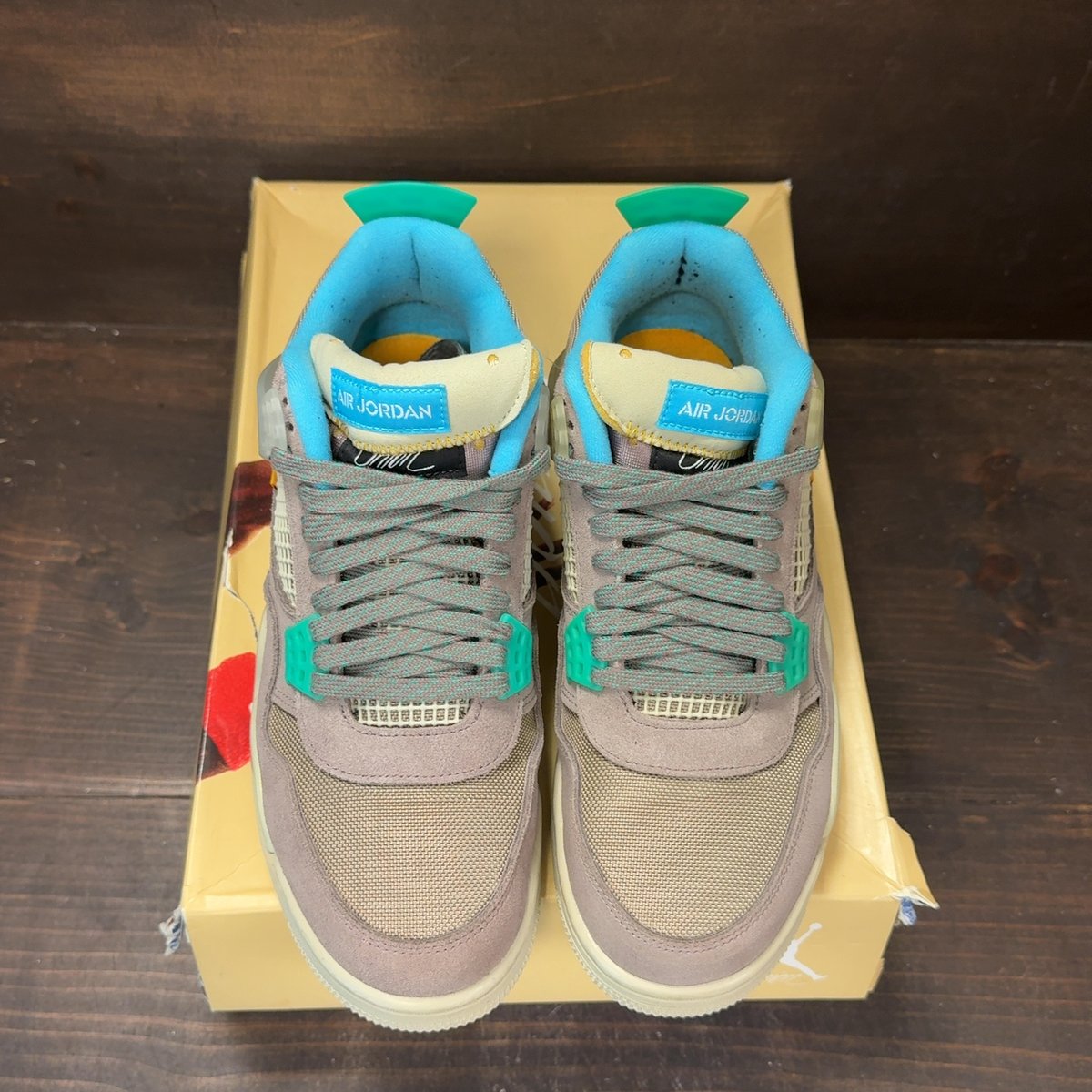 Jordan 4 Retro SP 30th Anniversary Union Taupe Haze Size 9.5 (Pre-Owned) - tag