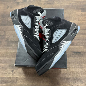Jordan 5 Retro OG Black Metallic Reimagined Size 10 (Pre-Owned) - Image 1