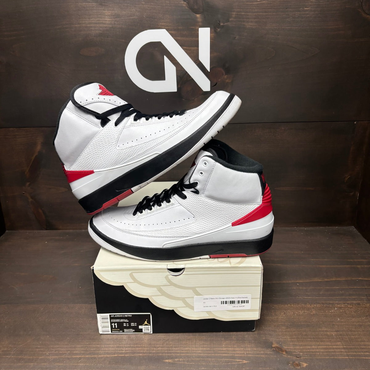 Jordan 2 Retro OG Chicago (2022) - Image 1