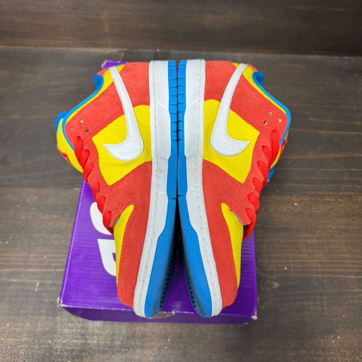 Nike SB Dunk Low Pro Bart Simpson - Image 4