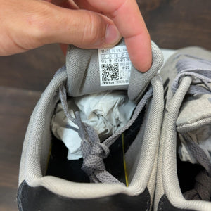 adidas Daily 3.0 Grey Black Size 9.5 (Pre-Owned) - aux