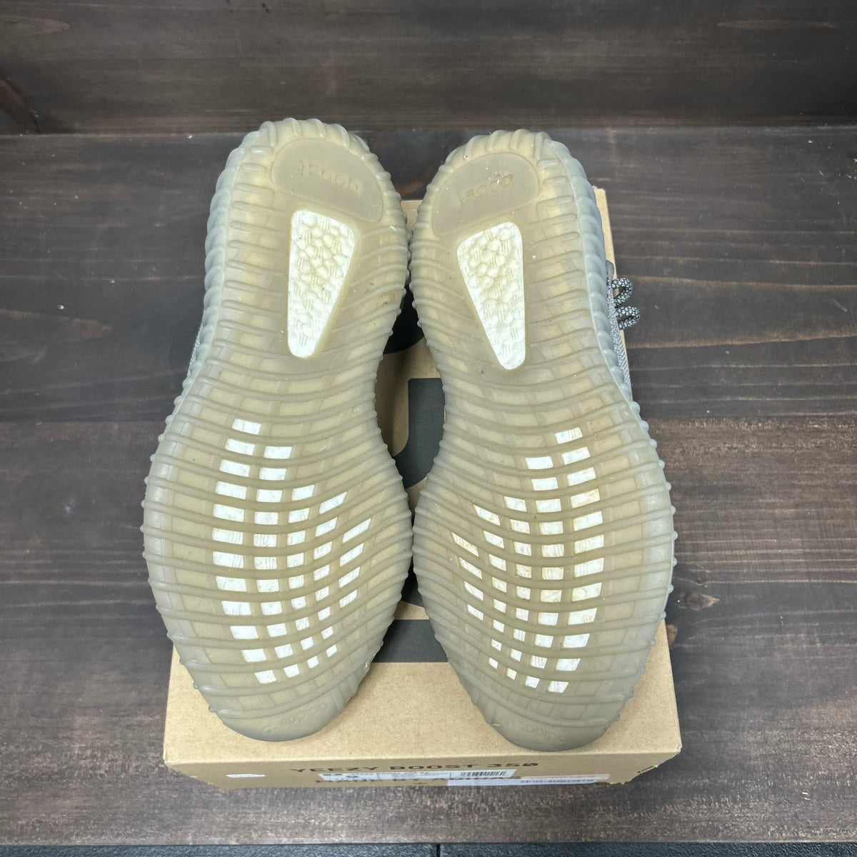 adidas Yeezy Boost 350 V2 Beluga Reflective - Image 6