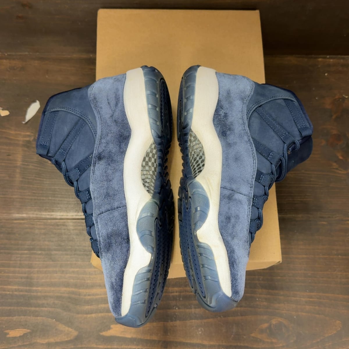 Jordan 11 Retro Midnight Navy (Women's) Size 9.5W (Pre-Owned) - aux