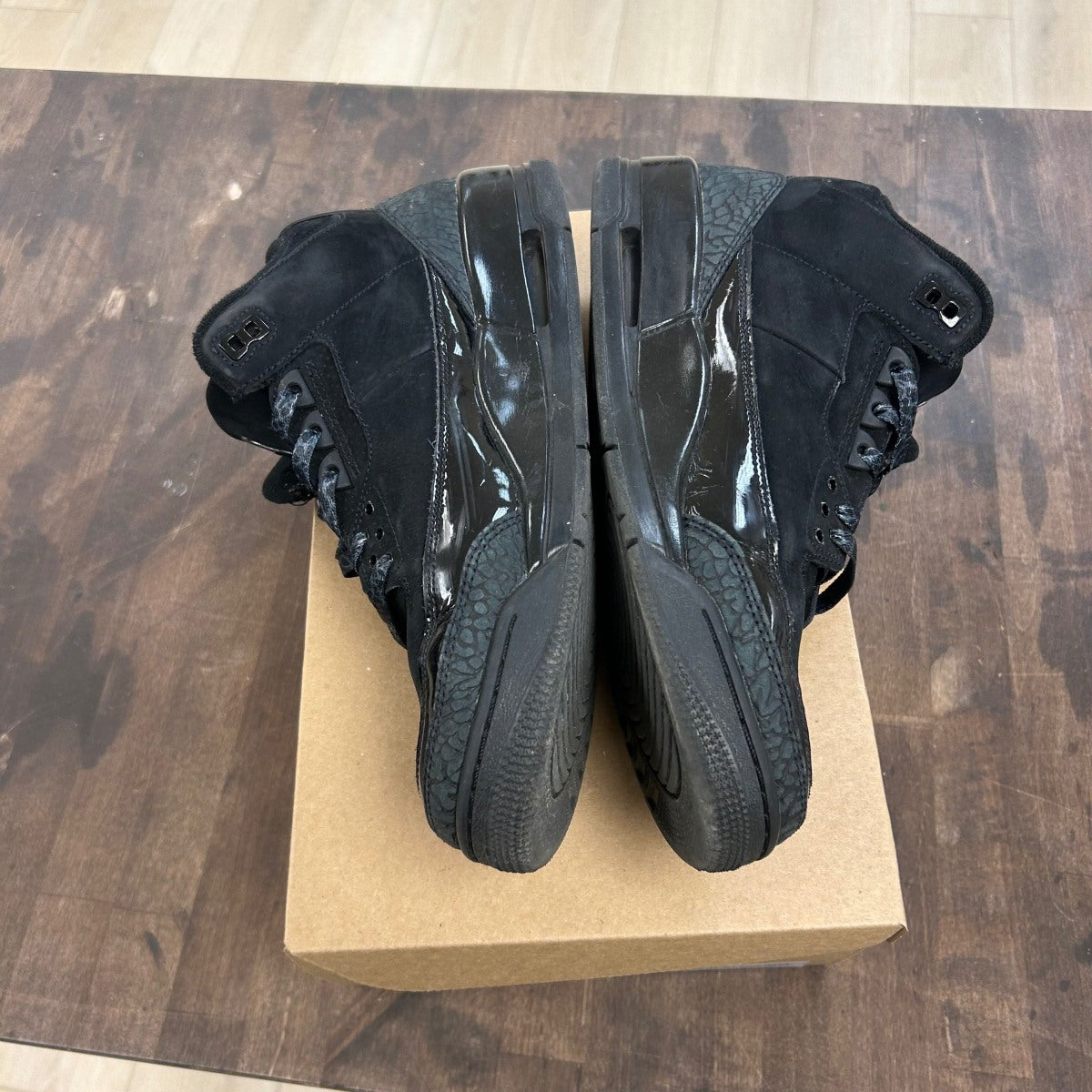 Jordan 3 Retro Black Cat (2025) Size 11 (Pre-Owned) - Image 3