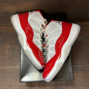 Jordan 11 Retro Cherry (2022) Size 9 (Pre-Owned) - back
