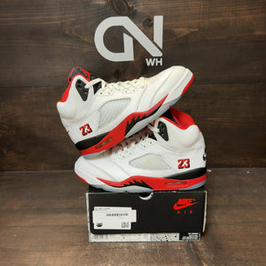 Jordan 5 Retro Fire Red Black Tongue (2025) - Image 1