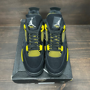 Jordan 4 Retro Thunder (2023) - Image 3