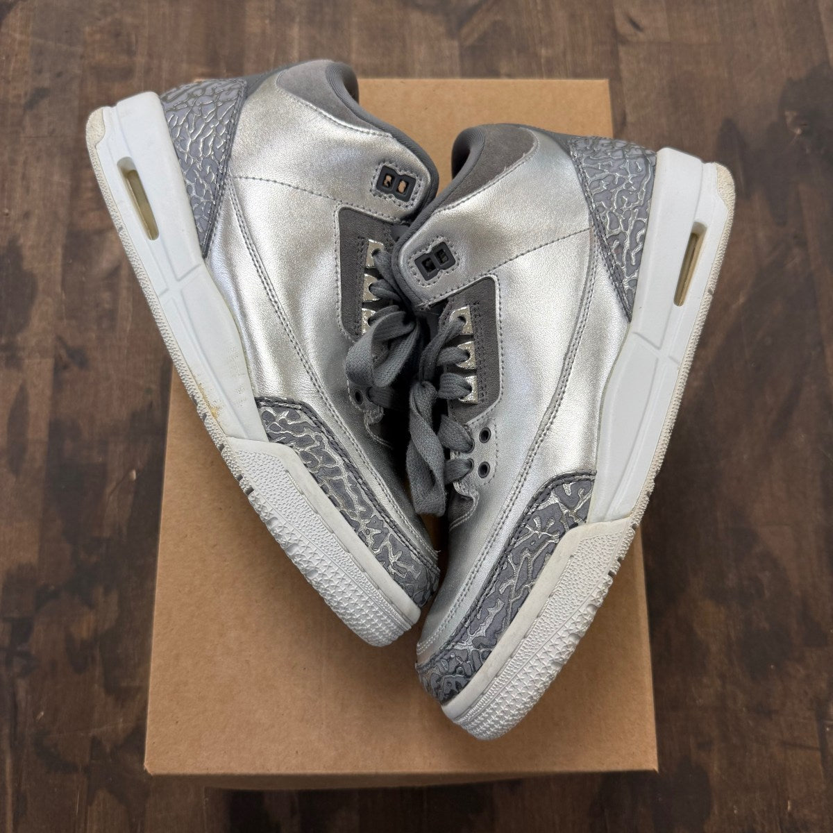 Jordan 3 Retro Premium Heiress Metallic Silver (GS) Size 7Y (Pre-Owned) - Image 1