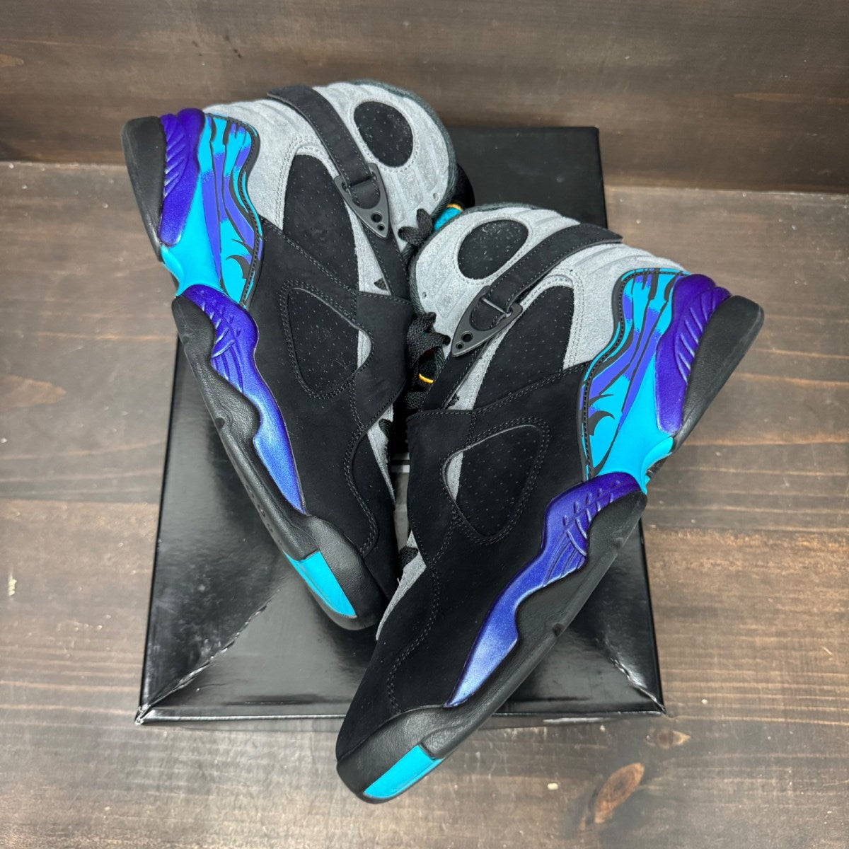 Jordan 8 Retro Aqua (2025) Size 10 (Pre-Owned) - back
