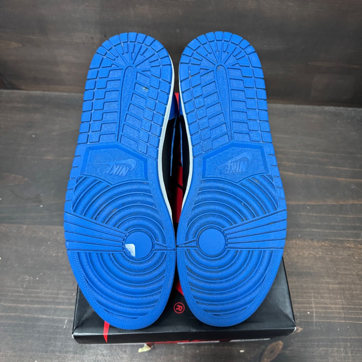 Jordan 1 Retro Royal (2017) - Image 6