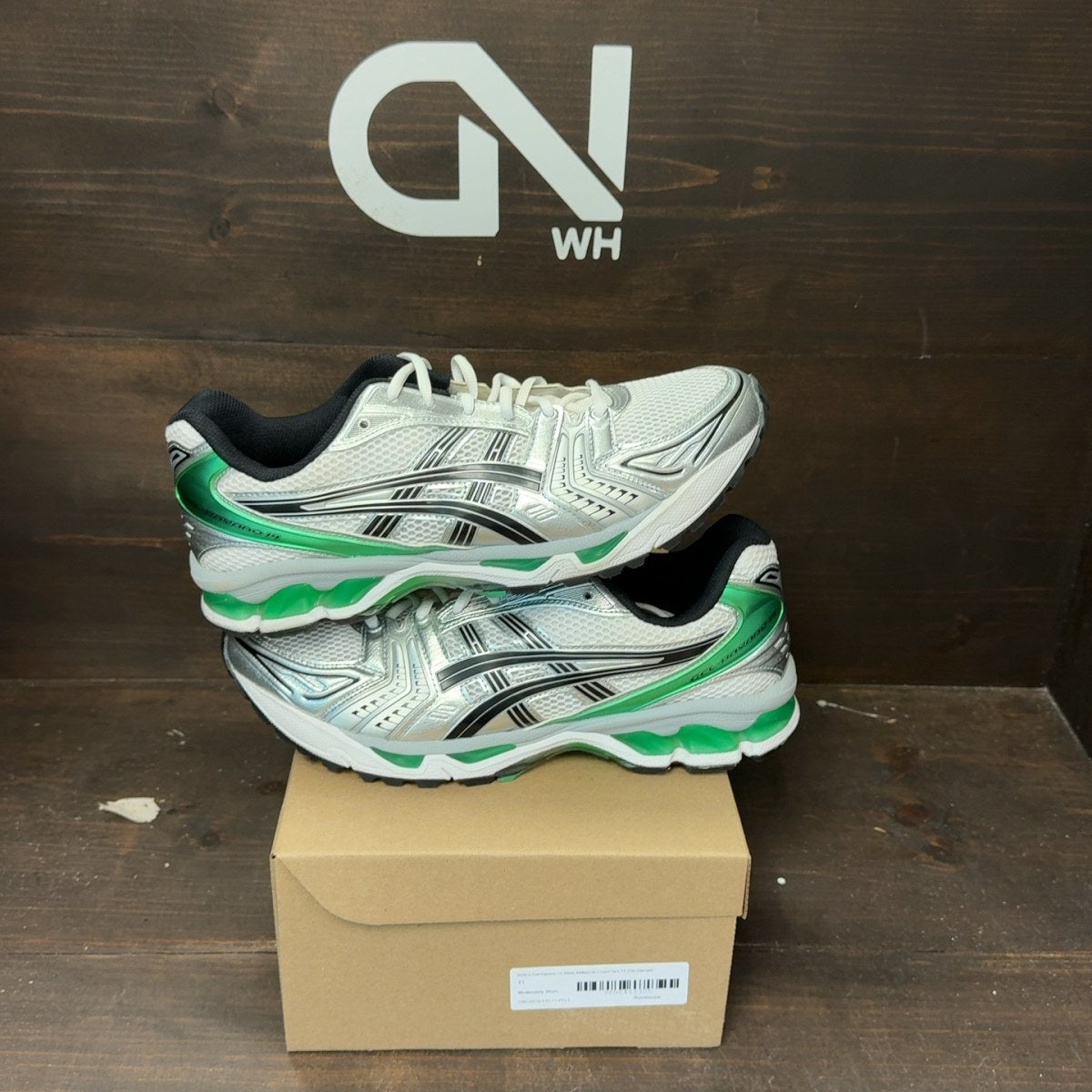 ASICS Gel-Kayano 14 White Malachite Green Size 11 (Pre-Owned) - Image 1