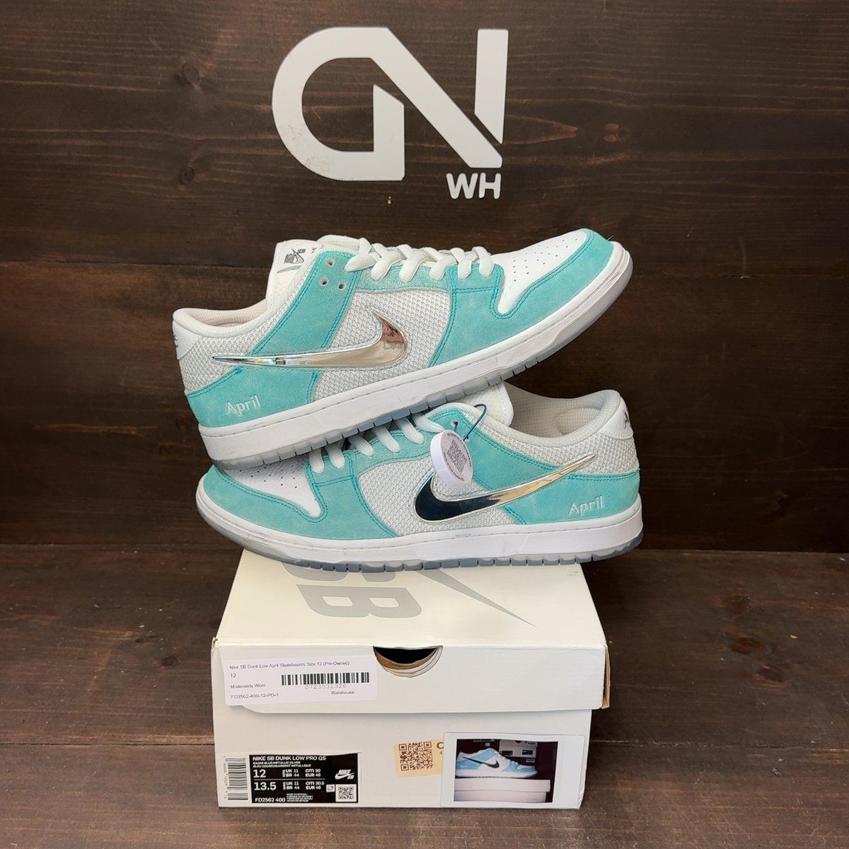 Nike SB Dunk Low April Skateboards Size 12 (Pre-Owned) - front