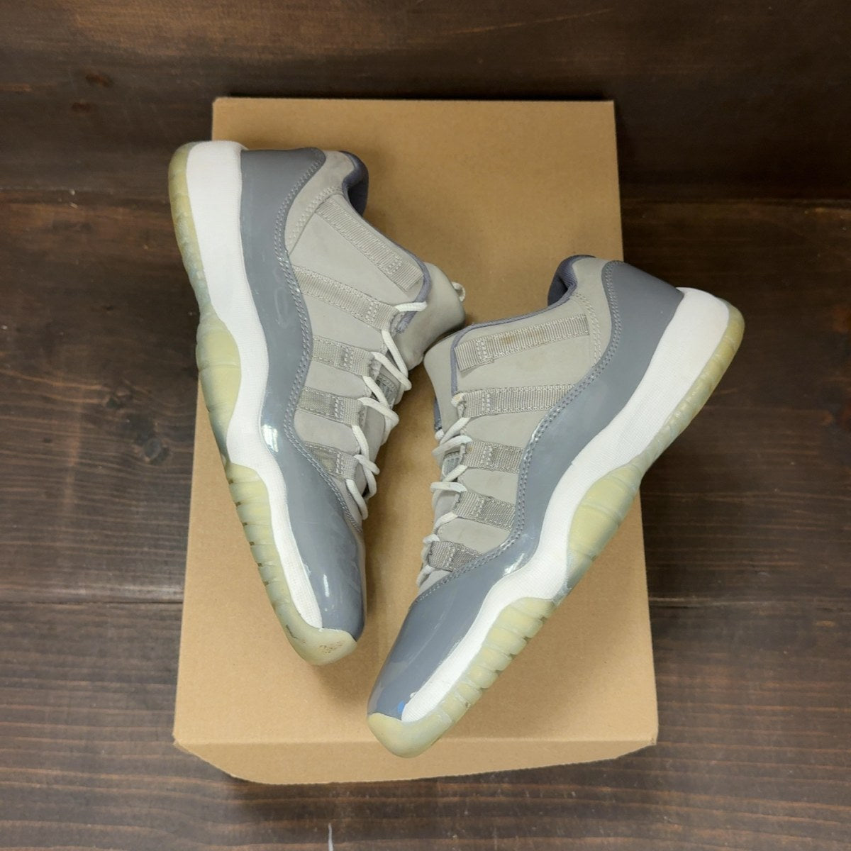Jordan 11 Retro Low Cool Grey (GS) Size 5.5Y (Pre-Owned) - Image 2