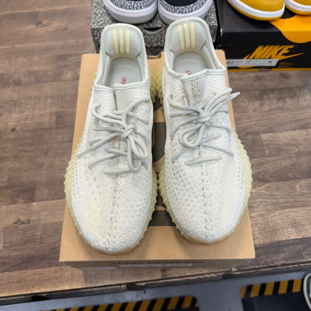adidas Yeezy Boost 350 V2 Light - Image 2