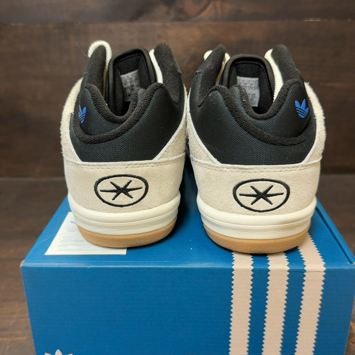 adidas BadBo 1.0 Bad Bunny Rise - Image 5