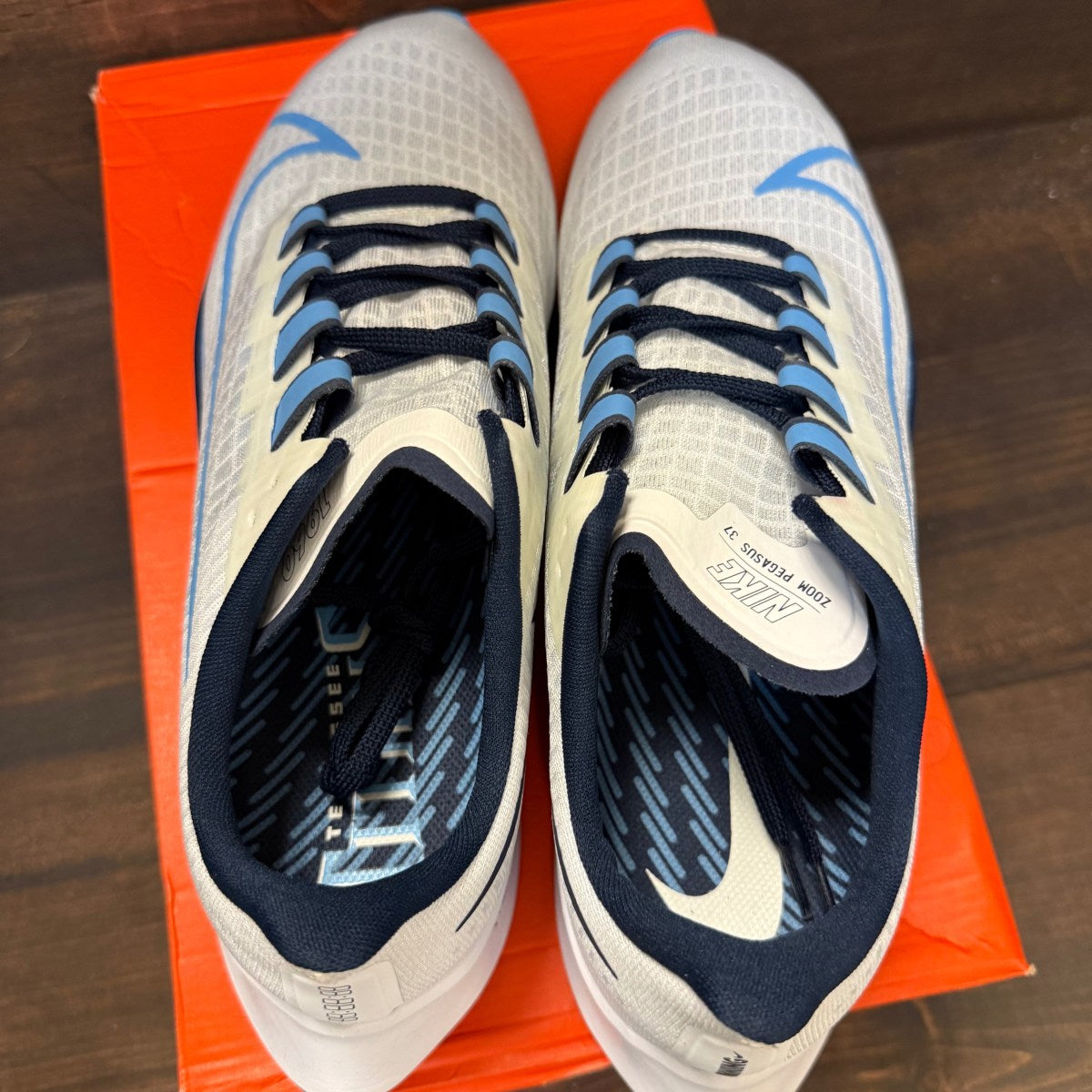 Nike Air Zoom Pegasus 37 Tennessee Titans - Image 4