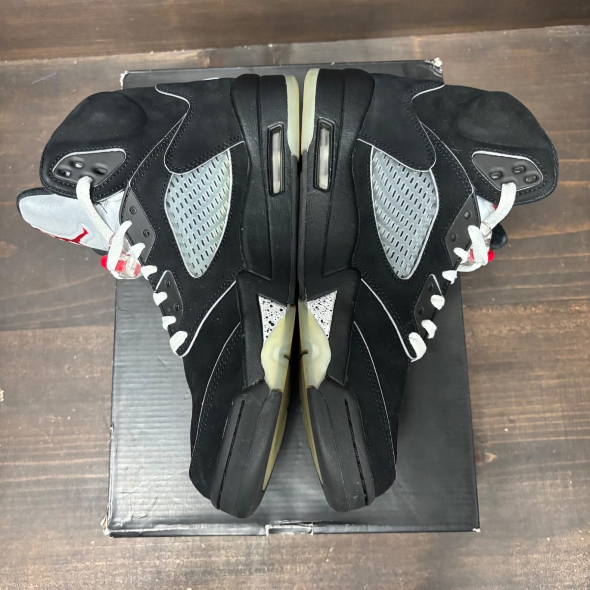 Jordan 5 Retro OG Black Metallic Reimagined Size 9 (Pre-Owned) - tag