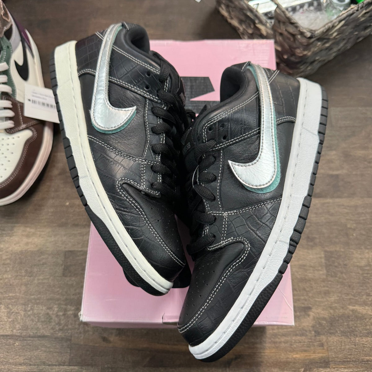 Nike SB Dunk Low Diamond Supply Co. Black Diamond - Image 1