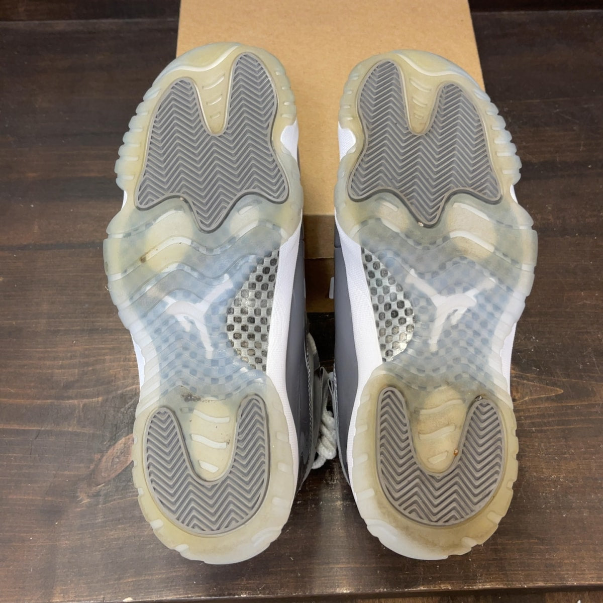 Jordan 11 Retro Cool Grey (2021) Size 10 (Pre-Owned) - Image 8
