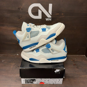 Jordan 4 Retro Military Blue (2024) - Image 1