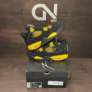 Jordan 4 Retro Thunder (2023) Size 8 (Pre-Owned) - front