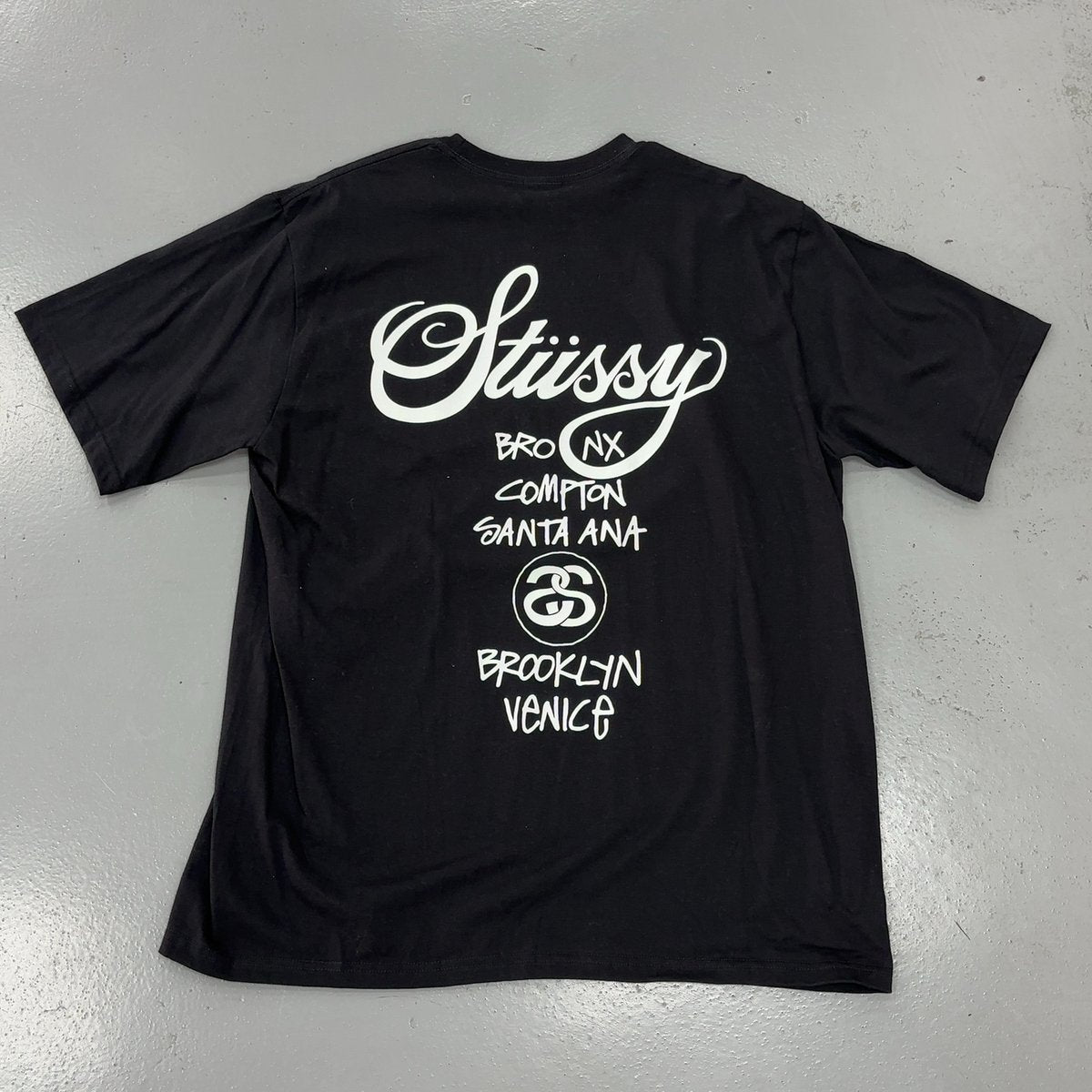 Stussy Tee Size L (Pre-Owned) - back