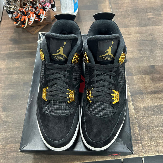 Royalty Jordan 4 Retro (USED)