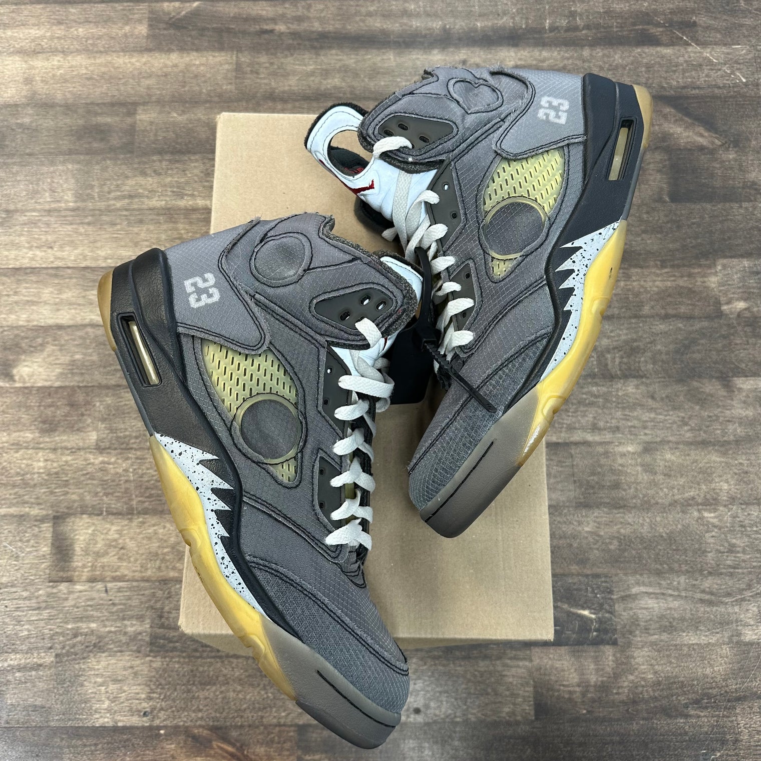 Off-White Muslin Jordan 5 Retro (USED, No Box)