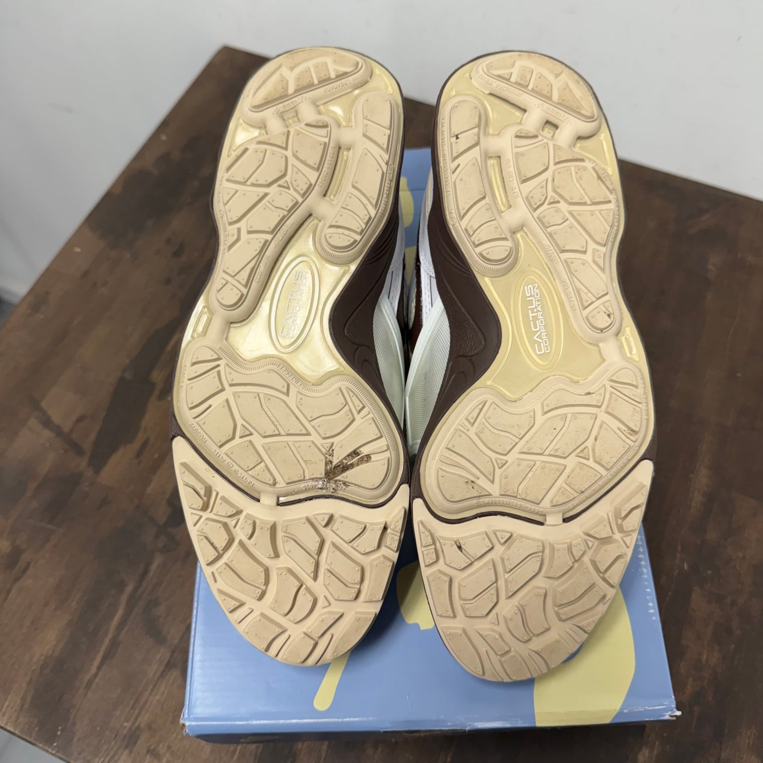 Travis Scott Chocolate Zoom Field Jaxx (USED)