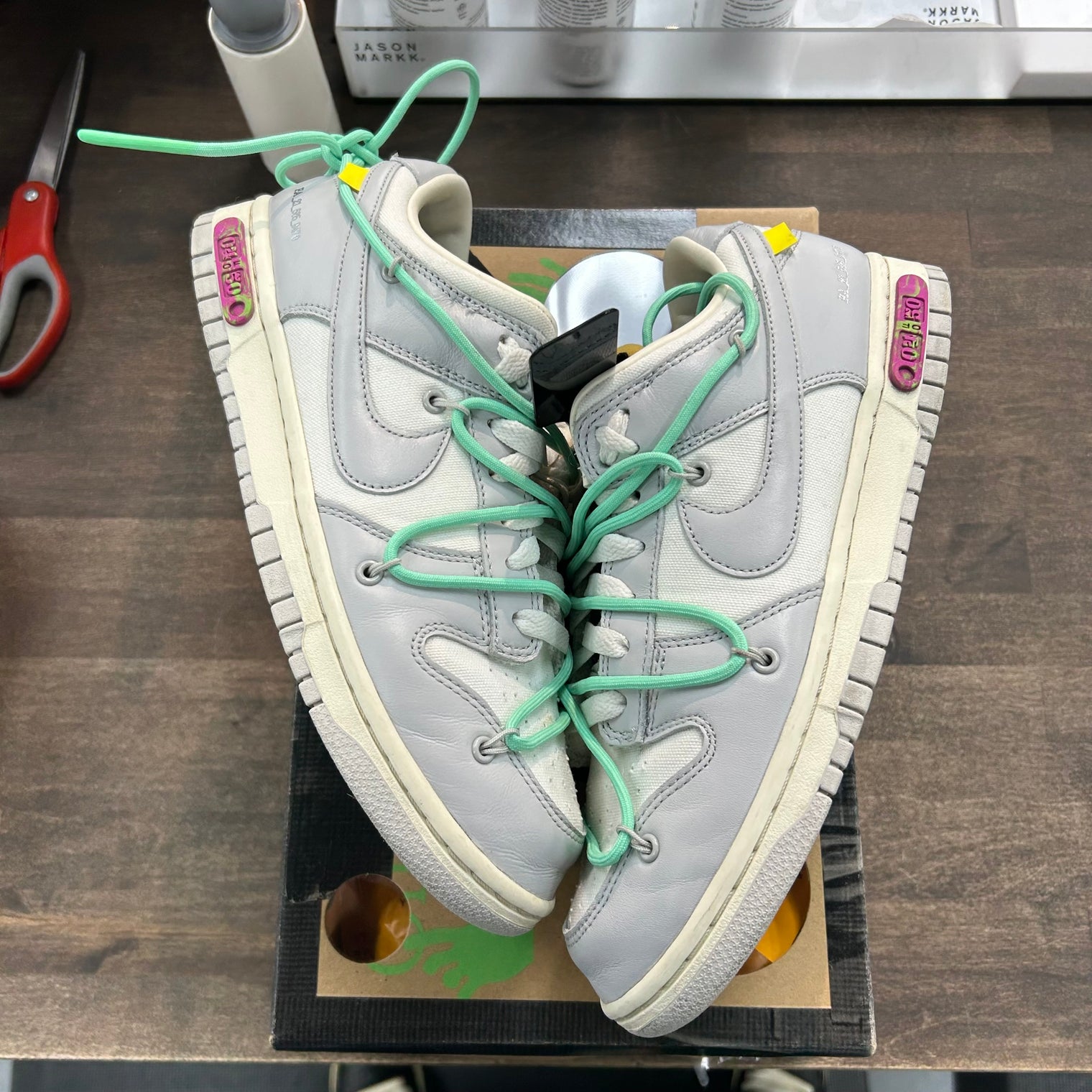 Lot 4 of 50 Off White Nike Dunk Low (USED)