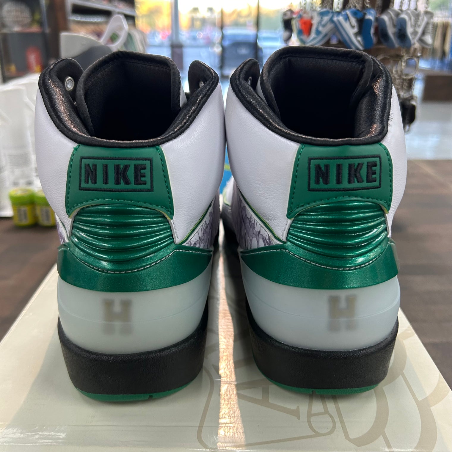 H-Wings Jordan 2 Retro (USED)