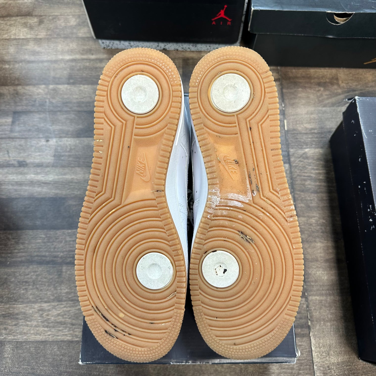 Nike Air Force 1 Premium White Gum Light Brown (2009) (USED)