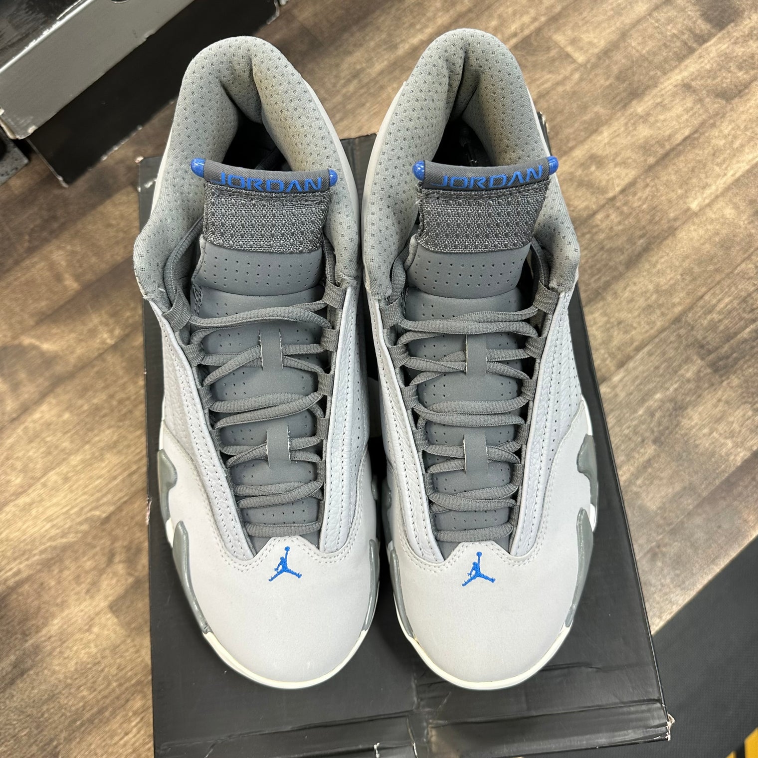 Wolf Grey Jordan 14 Retro (Used)