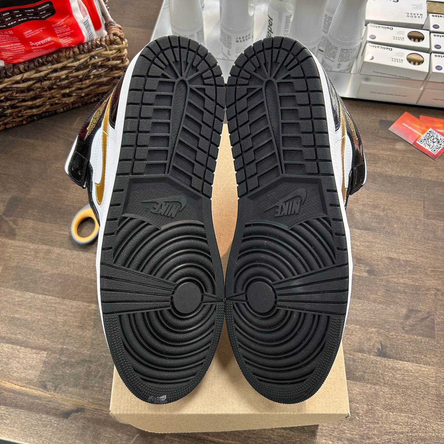 Patent Black Metallic Silver Gold Jordan 1 Mid SE (Lightly Worn, No Box)