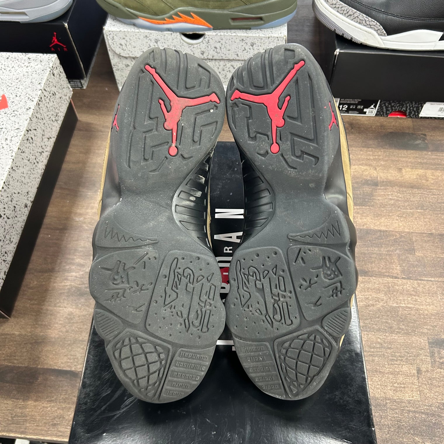 Olive Jordan 9 Retro (2024) (USED)