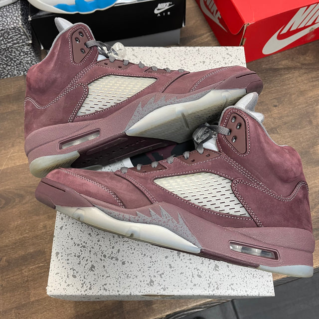 Burgundy Jordan 5 (USED)