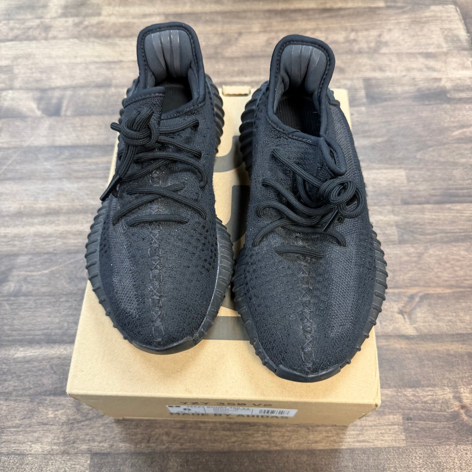 Onyx Yeezy 350 (USED)