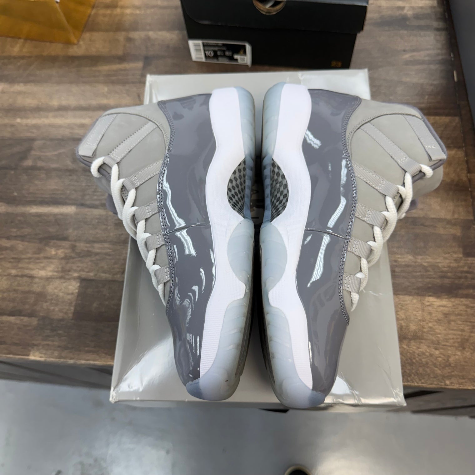 Cool Grey Jordan 11 Retro (2021) (USED)