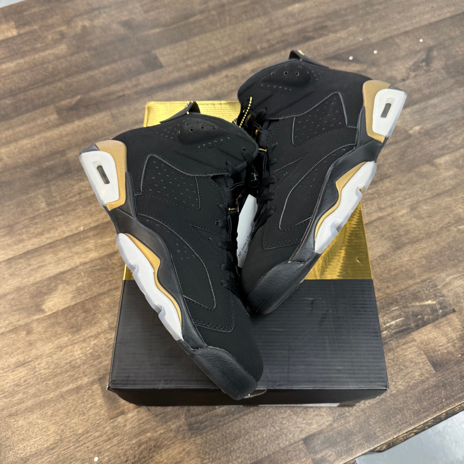DMP Jordan 6 Retro (USED)