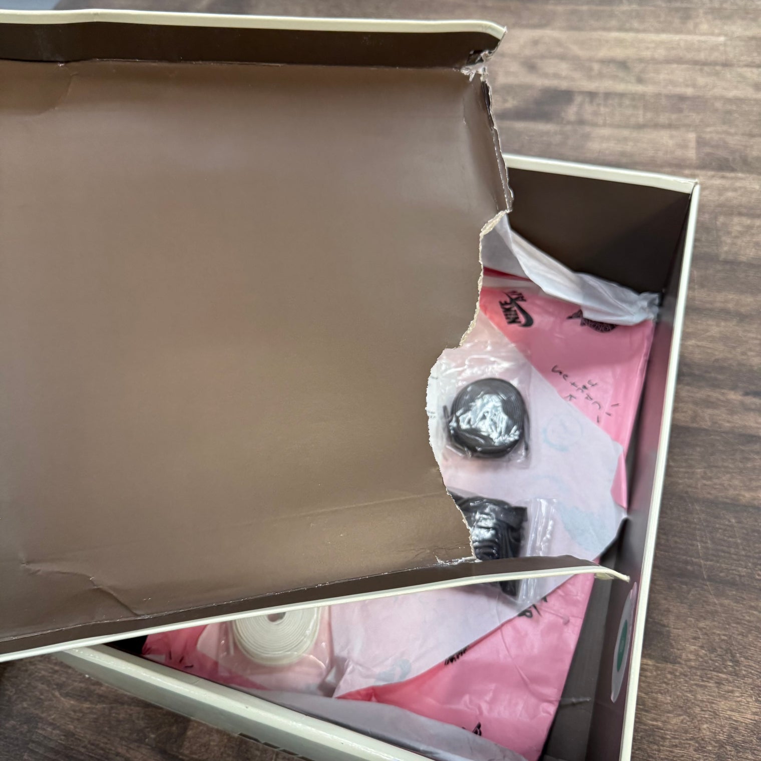 Travis Scott Reverse Mocha Jordan 1 Low OG (USED)