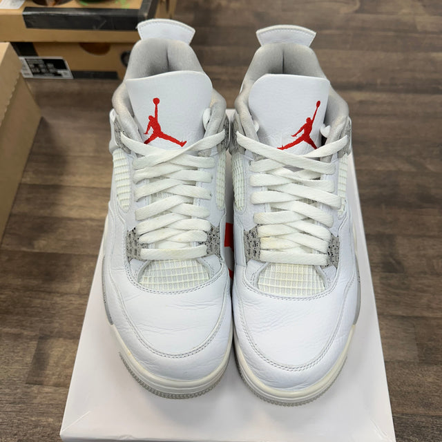 White Oreo Jordan 4 (2021) (USED)